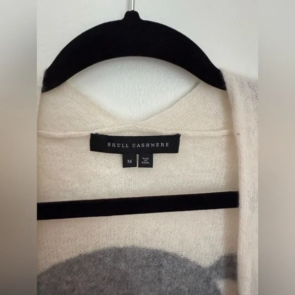 Skull Cashmere Cream Cardigan Sweater Medium - Picture 4 of 6